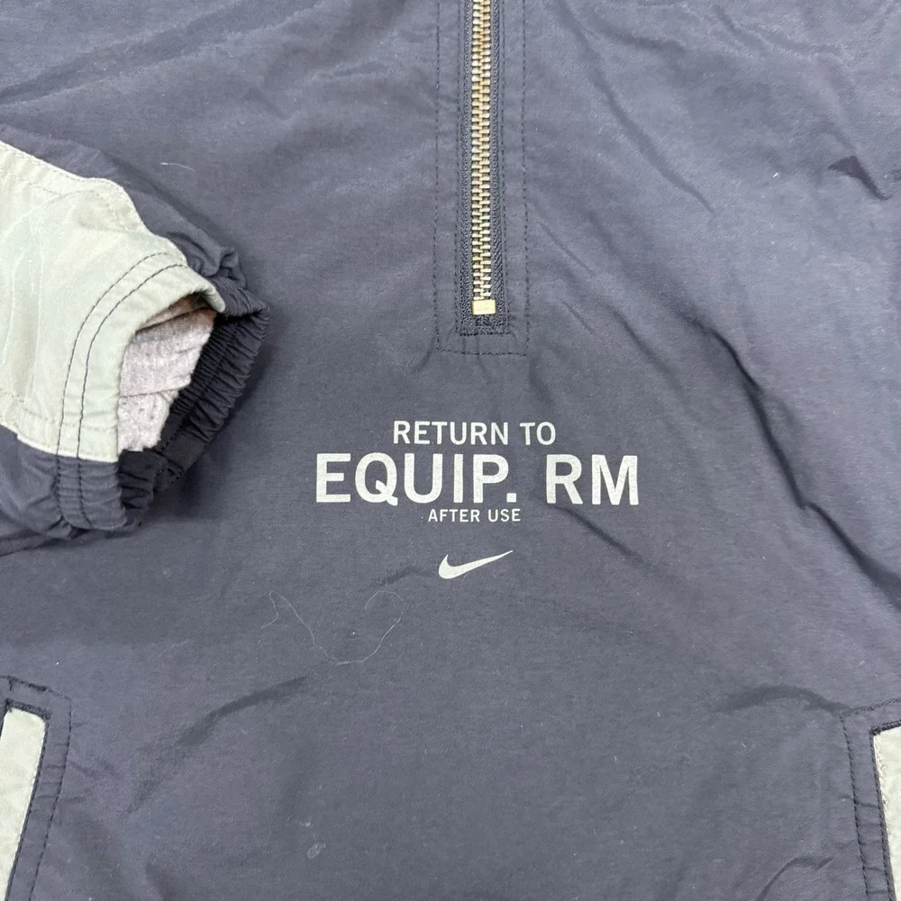 Nike Black Tag 